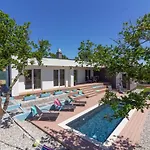 Senorita In With Pool Villa *